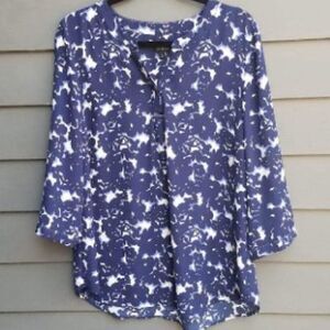 Talbots Blue Floral Sheer ish Long Pop Over Top Size Large